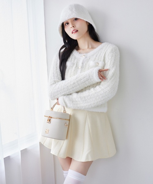 one after another NICE CLAUP（ワンアフターアナザーナイスクラップ）の「エンブレム付きバニティーバッグ（ショルダーバッグ・レディース・ブラック/アイボリー/キャメル・FREE）」の19枚目の写真