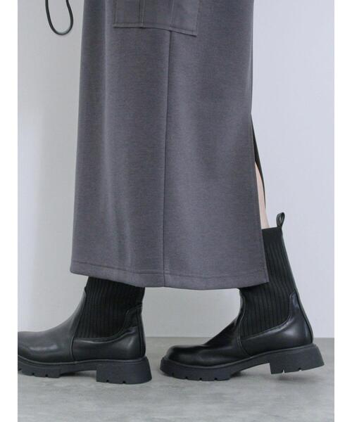 Samansa Mos2 blue（サマンサモスモスブルー）の「【ふっくらクッション】厚底ニットブーツ（ブーツ・レディース・ライトベージュ/ブラック・M/L）」の3枚目の写真