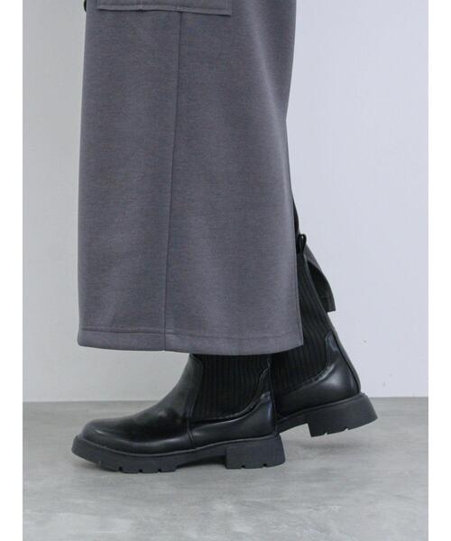 Samansa Mos2 blue（サマンサモスモスブルー）の「【ふっくらクッション】厚底ニットブーツ（ブーツ・レディース・ライトベージュ/ブラック・M/L）」の5枚目の写真