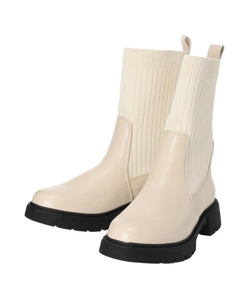 Samansa Mos2 blue（サマンサモスモスブルー）の「【ふっくらクッション】厚底ニットブーツ（ブーツ・レディース・ライトベージュ/ブラック・M/L）」の21枚目の写真