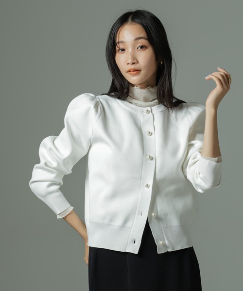 NANO universe（ナノユニバース）の「【WEB限定】ライトスポンディッシュパールボタンカーディガン（カーディガン/ボレロ・レディース・ベージュ/ネイビー/その他1/ブラック/ホワイト・FREE）」の15枚目の写真