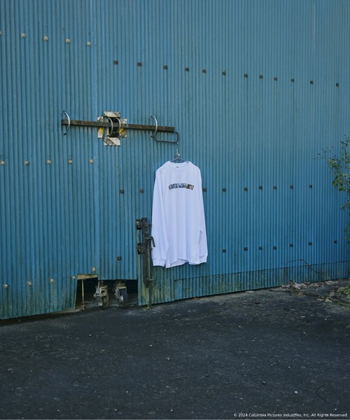 MONTMARTRE NEW YORK(モンマルトルニューヨーク)の「Collage Longsleeve Tee(Tシャツ/カットソー・メンズ・ホワイト/ブラック・M/S/L/XL)」の3枚目の写真