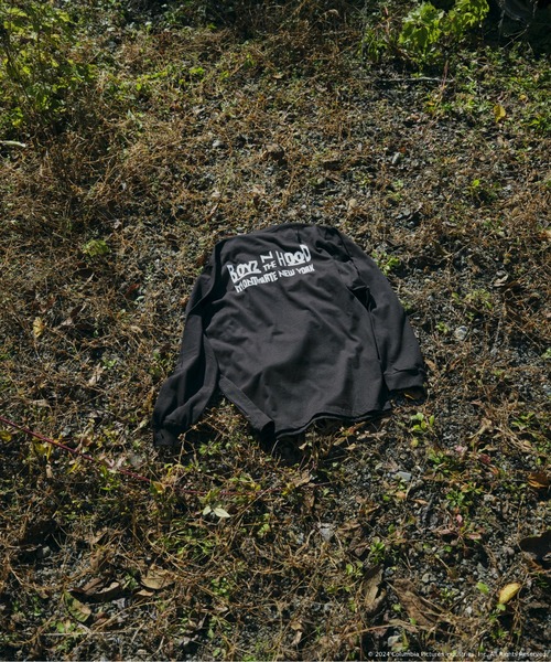 MONTMARTRE NEW YORK(モンマルトルニューヨーク)の「Collage Longsleeve Tee(Tシャツ/カットソー・メンズ・ホワイト/ブラック・M/S/L/XL)」の5枚目の写真