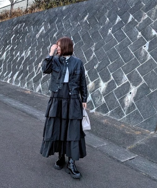 H.TOKYO（エイチトウキョウ）の「シングルライダースジャケット/ノーカラー短丈ブルゾン（ブルゾン・レディース・オフホワイト/ブラック・XX-LARGE/X-LARGE/LARGE/MEDIUM）」の11枚目の写真