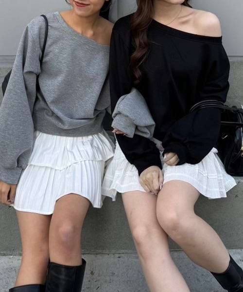 continuer de NICE CLAUP（コンティニューデナイスクラップ）の「【ZOZO限定/インフルエンサー企画】ワンショルトップス（スウェット・レディース・グレー/オフホワイト/ブラック・FREE）」の10枚目の写真