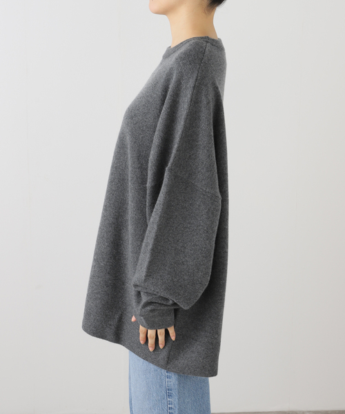 FRAMeWORK(フレームワーク)の「EXTREME CASHMERE X/エクストリームカシミヤ SWEAT(ニット/セーター・レディース・チャコールグレー・FREE)」の9枚目の写真