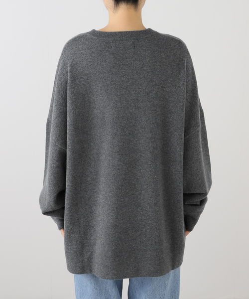 FRAMeWORK(フレームワーク)の「EXTREME CASHMERE X/エクストリームカシミヤ SWEAT(ニット/セーター・レディース・チャコールグレー・FREE)」の10枚目の写真