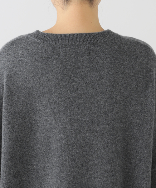 FRAMeWORK(フレームワーク)の「EXTREME CASHMERE X/エクストリームカシミヤ SWEAT(ニット/セーター・レディース・チャコールグレー・FREE)」の12枚目の写真