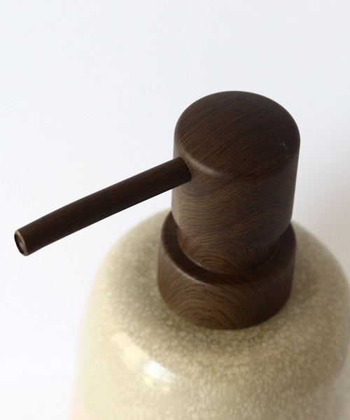 a.depeche（アデペシュ）の「【a.depeche/アデペシュ】ソープディスペンサー　eclat soap dispenser soil　おしゃれなギフトに最適！（インテリア雑貨・レディース・ブラウン・FREE）」の6枚目の写真