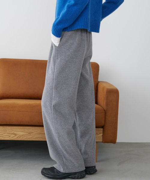 Auntie Rosa Holiday(アンティローザホリデー)の「フリース裏起毛ワイドパンツ / サイズ展開あり(スウェットパンツ・レディース・アイボリー/ブラック/グレー・SMALL/MEDIUM)」の17枚目の写真