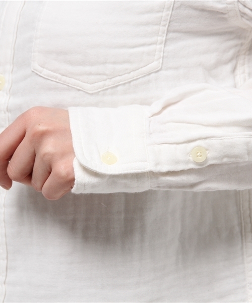 X-girl(エックスガール)の「GAUZE RELAXED SHIRT(シャツ/ブラウス・レディース・ホワイト/ピンク/ネイビー/オリーブ・1/2)」の8枚目の写真
