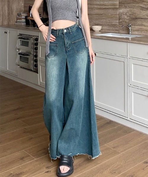 urge:(アージコロン )の「【URGE:】フレア デニム ハイウエスト プリーツ パンツ(デニムパンツ・レディース・ブルー・SMALL/MEDIUM/LARGE/X-LARGE)」の4枚目の写真