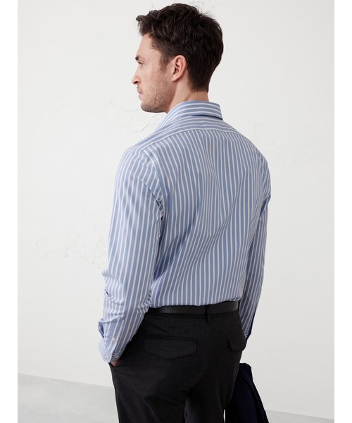 BANANA REPUBLIC FACTORY STORE(バナナリパブリック ファクトリーストア)の「BANANA REPUBLIC FACTORY STORE スリムドレスシャツ(シャツ/ブラウス・メンズ・ブルー系その他/ピンク/ブルー/ピンク系その他/ネイビー/ブラウン/ブラウン系その他/レッド系その他/バーガンディー/チャコールグレー/ブルー系その他2/ライトブルー/ブルー系その他3/マルチ/ピンク系その他2/チェック・M/L/XL/S)」の17枚目の写真