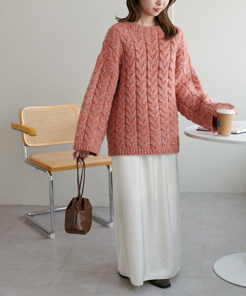 ケーブル編み袖フレアプルオーバー（ニット/セーター）｜DISCOAT