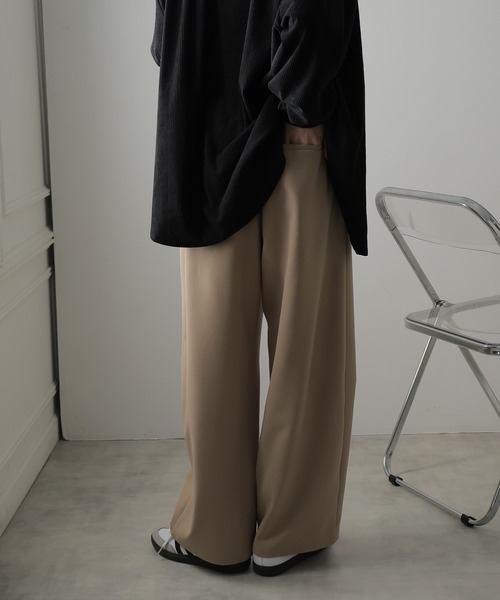 Doula Doula(ドゥーラドゥーラ)の「カーブワイドスラックス(スラックス・レディース・ベージュ/ブラック・マルチサイズ)」の10枚目の写真