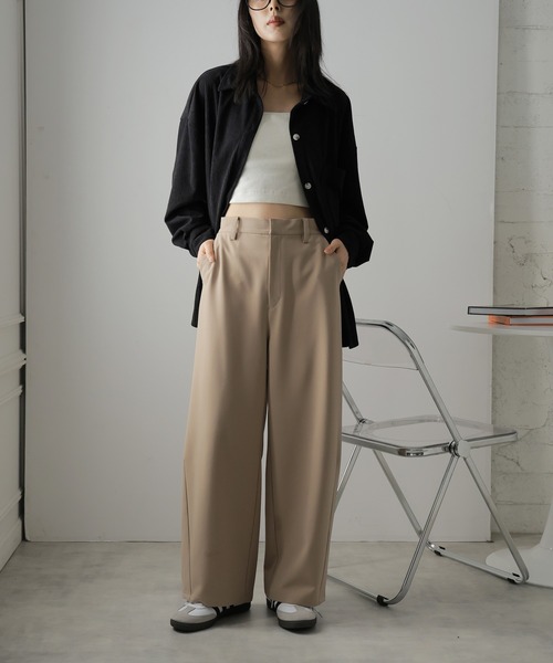 Doula Doula(ドゥーラドゥーラ)の「カーブワイドスラックス(スラックス・レディース・ベージュ/ブラック・マルチサイズ)」の8枚目の写真