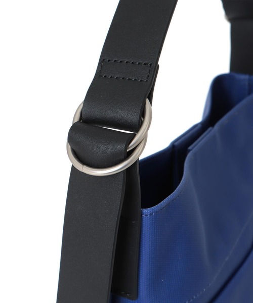 Jines（ジネス）の「PVCキャンバス ショルダー【BEAURE/ヴュレ】（ショルダーバッグ・レディース・チャコールグレー/ブルー・フリー）」の13枚目の写真