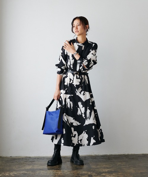 Jines（ジネス）の「PVCキャンバス ショルダー【BEAURE/ヴュレ】（ショルダーバッグ・レディース・チャコールグレー/ブルー・フリー）」の5枚目の写真