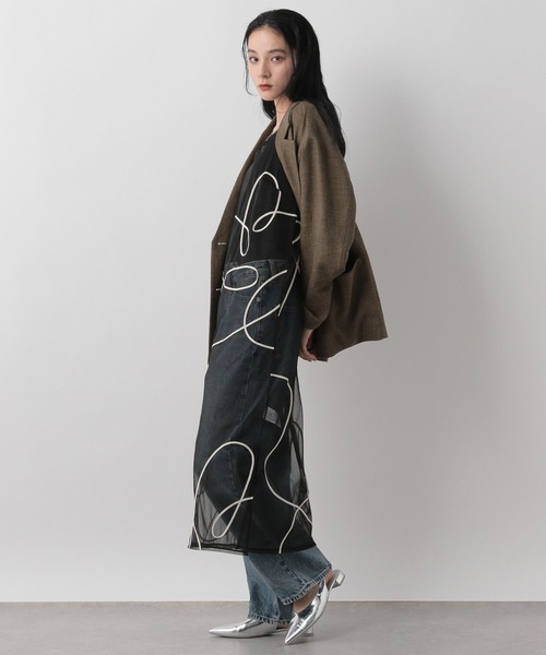 LOWRYS FARM（ローリーズファーム）の「エンブロイダリーシアー