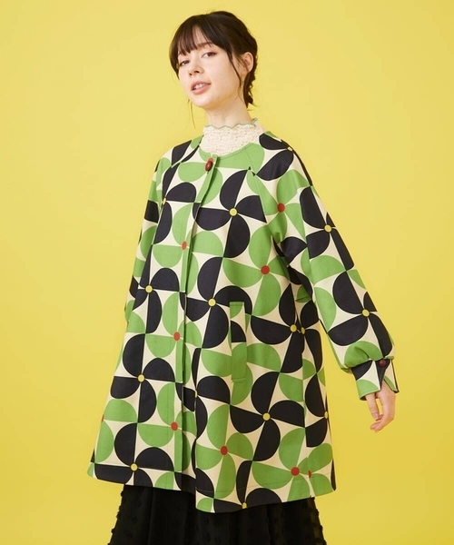 Jocomomola（ホコモモラ）の「Verde manzana プリントノーカラーコート（その他アウター・レディース・グリーン・40）」の5枚目の写真