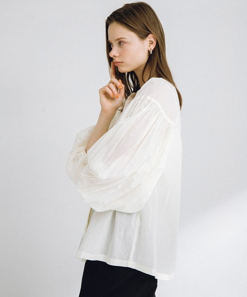 URBAN RESEARCH Sonny Label(アーバンリサーチサニーレーベル)の「エアリーコットンボイルギャザーブラウス(シャツ/ブラウス・レディース・ピンク/ミント/ブラック/オフホワイト・FREE)」の9枚目の写真