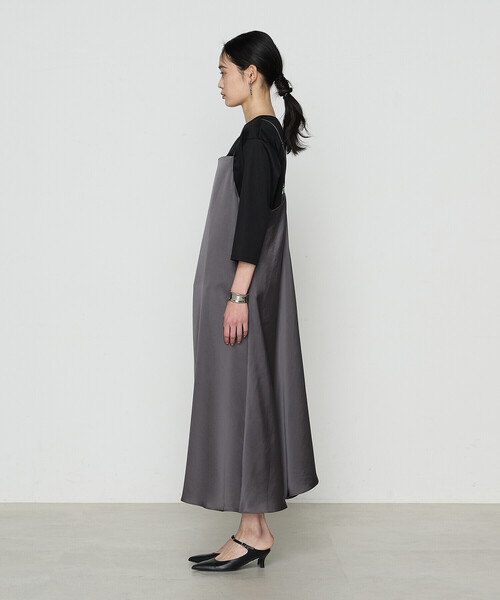 K.T KIYOKO TAKASE（キヨコタカセ）の「トリアセテート／ポリエステル キャミドレス（ワンピース・レディース・チャコール/ブラック・FREE）」の10枚目の写真