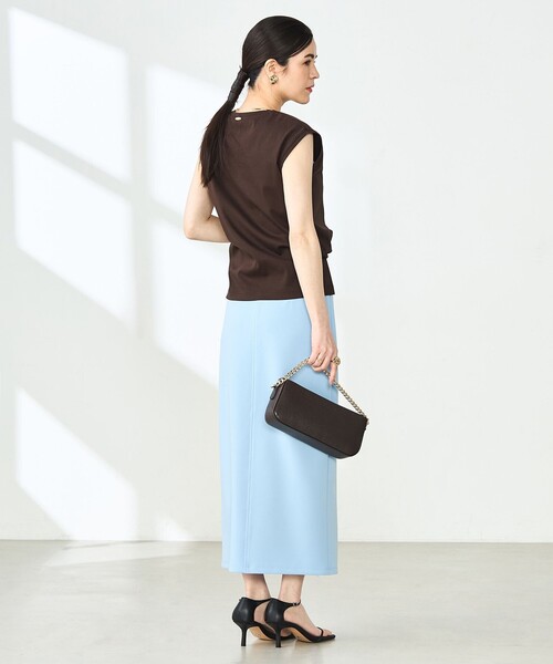 NOLLEY’S Sophi（ノーリーズソフィ）の「W&W ノースリーブプルオーバーカットソー（Tシャツ/カットソー・レディース・ブラック/チャコールグレー/ホワイト/ダークブラウン・38）」の5枚目の写真