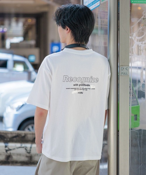 GLOBAL WORK（グローバルワーク）の「USAグラフィックT半袖/AND YUA ANY/147470（Tシャツ/カットソー・キッズ・グレー/ブラック/グレイッシュベージュ/ホワイト系6/グリーン系その他3/ベージュ/ホワイト系5/ダークグレー/レッド系その他6・LARGE/MEDIUM/SMALL）」の13枚目の写真