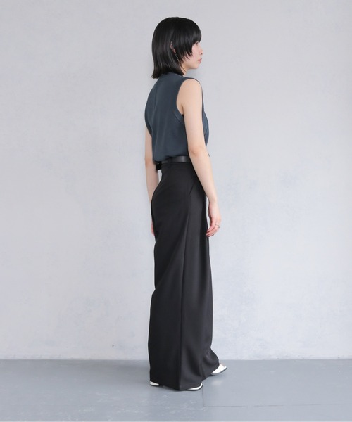 cheriella(シェリエラ)の「【cheriella】ライン切り替えノースリーブニット LINE SWITCH SLEEVELESS KNIT(ニット/セーター・レディース・ブルー系その他/キナリ/ブラック・M)」の5枚目の写真