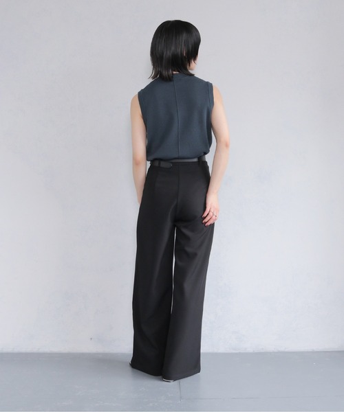 cheriella(シェリエラ)の「【cheriella】ライン切り替えノースリーブニット LINE SWITCH SLEEVELESS KNIT(ニット/セーター・レディース・ブルー系その他/キナリ/ブラック・M)」の7枚目の写真