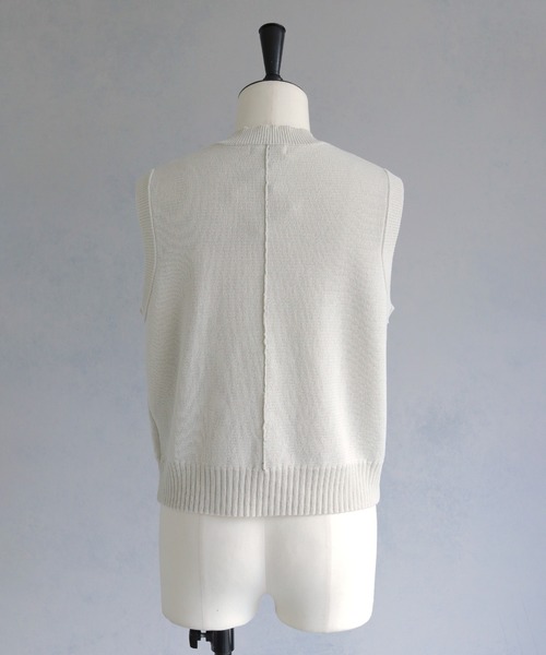 cheriella(シェリエラ)の「【cheriella】ライン切り替えノースリーブニット LINE SWITCH SLEEVELESS KNIT(ニット/セーター・レディース・ブルー系その他/キナリ/ブラック・M)」の18枚目の写真