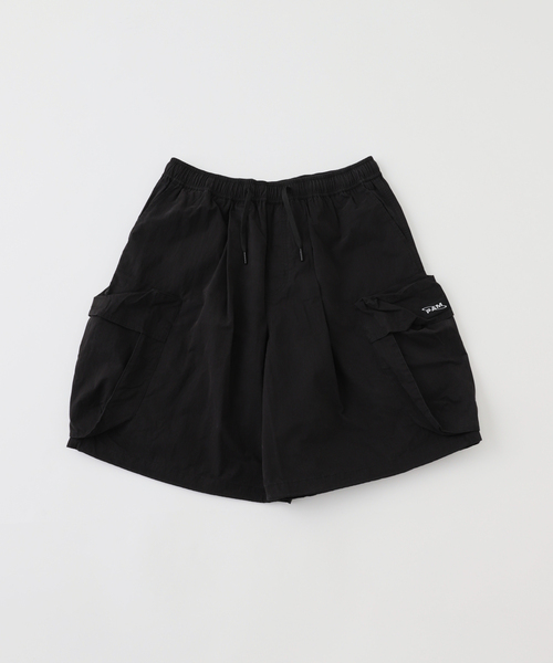 PULP/417EDIFICE(パルプフォーワンセブンエディフィス)の「【P.A.M. / パム】LUNACY CHOW SHORTS(カーゴパンツ・メンズ・ブラック・MEDIUM)」の2枚目の写真