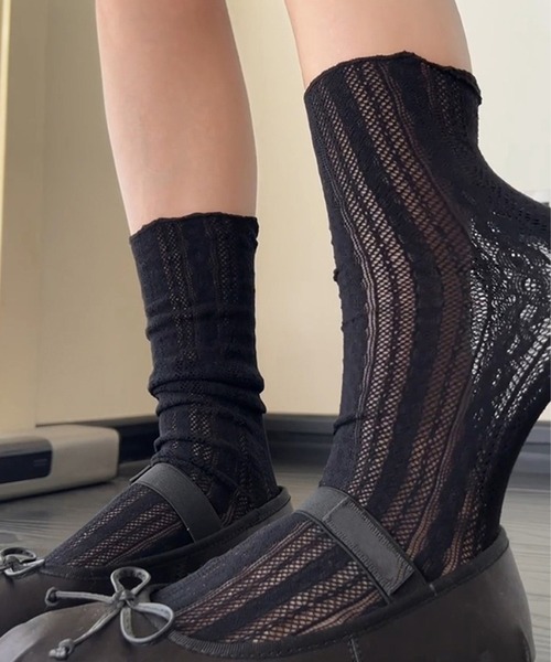 IRADOWL（アイラドール）の「レースソックス（ソックス/靴下・レディース・ブラック/アイボリー・FREE）」の4枚目の写真