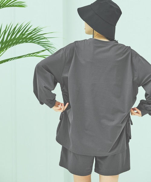 LAKOLE(ラコレ)の「【多機能ウェア】ラッシュガードドロストプルオーバー / 291765(ラッシュガード・レディース・モカ/オフホワイト/チャコールグレー・FREE)」の13枚目の写真