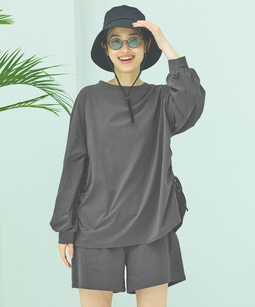 LAKOLE(ラコレ)の「【多機能ウェア】ラッシュガードドロストプルオーバー / 291765(ラッシュガード・レディース・モカ/オフホワイト/チャコールグレー・FREE)」の10枚目の写真