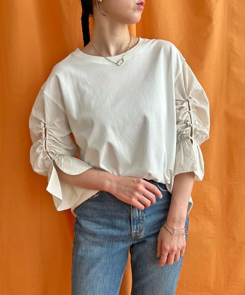 LHELBIE（レルビエ）の「ブラウススリーブトップス（Tシャツ/カットソー・レディース・ブラック/オフホワイト/ブルー・M）」の2枚目の写真