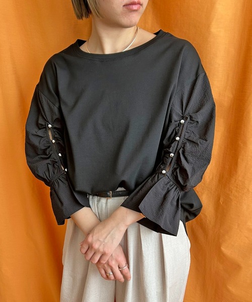 LHELBIE（レルビエ）の「ブラウススリーブトップス（Tシャツ/カットソー・レディース・ブラック/オフホワイト/ブルー・M）」の3枚目の写真