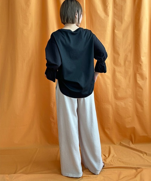 LHELBIE（レルビエ）の「ブラウススリーブトップス（Tシャツ/カットソー・レディース・ブラック/オフホワイト/ブルー・M）」の8枚目の写真