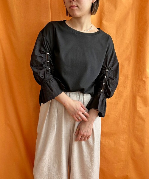 LHELBIE（レルビエ）の「ブラウススリーブトップス（Tシャツ/カットソー・レディース・ブラック/オフホワイト/ブルー・M）」の11枚目の写真