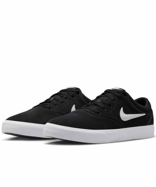 NIKE（ナイキ）の「ナイキ チャージ スエード メンズシューズ / Nike Charge Suede Men's Shoes IB2750-001 Black（スニーカー・メンズ・ブラック・30/29.5/29/28.5/25.5/25/24.5/24/28/27.5/27/26.5/26）」の5枚目の写真