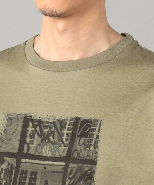 β MEN(ベータメン)の「窓柄プリント Tシャツ(Tシャツ/カットソー・メンズ・カーキ/アイボリー・M/L)」の12枚目の写真