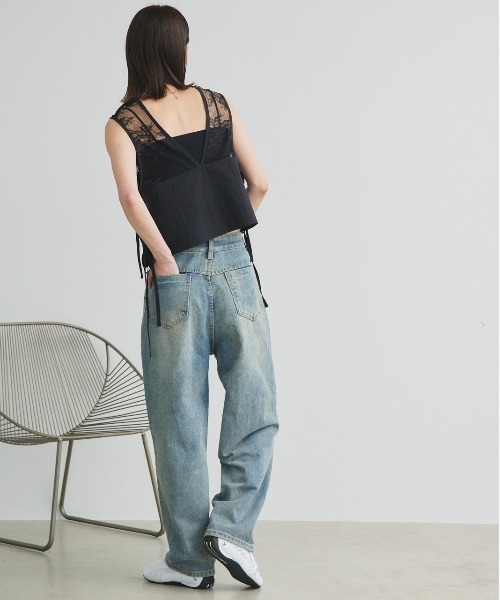 ad thie(アドティエ)の「ルーズシルエット カーブデニムパンツ(デニムパンツ・レディース・ブルー・MEDIUM/LARGE)」の2枚目の写真
