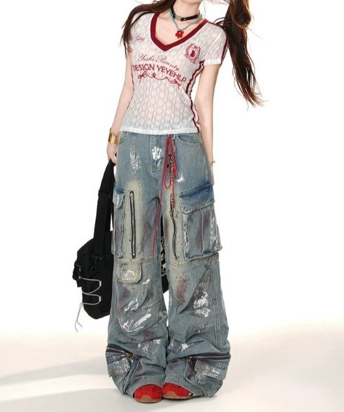 GEMEDA(ジェメダ)の「Vネック透け感Tシャツ(Tシャツ/カットソー・レディース・ホワイト/ブラック・M)」の4枚目の写真