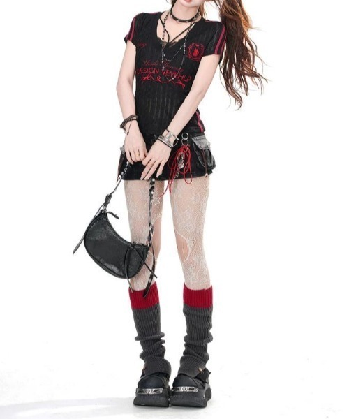 GEMEDA(ジェメダ)の「Vネック透け感Tシャツ(Tシャツ/カットソー・レディース・ホワイト/ブラック・M)」の16枚目の写真