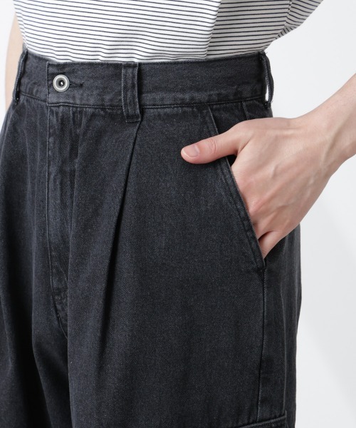 NANO universe(ナノユニバース)の「ビッグポケットデニムワイドカーゴパンツ(カーゴパンツ・メンズ・ブラック/ブルー・L/M/S)」の21枚目の写真