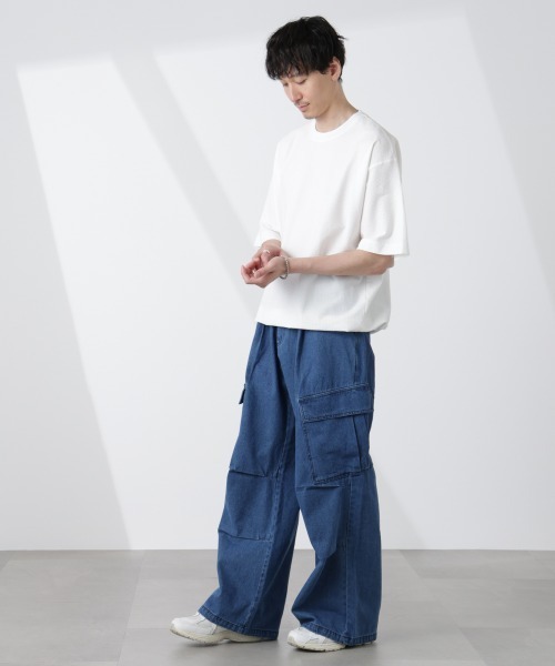 NANO universe(ナノユニバース)の「ビッグポケットデニムワイドカーゴパンツ(カーゴパンツ・メンズ・ブラック/ブルー・L/M/S)」の13枚目の写真