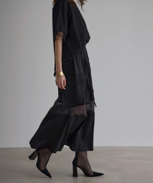 MIELI INVARIANT（ミエリインヴァリアント）の「Military Cargo Gloss Skirt（スカート・レディース・ブラック/ベージュ・MEDIUM/SMALL）」の15枚目の写真