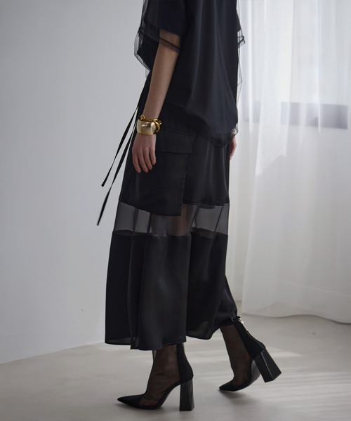 MIELI INVARIANT（ミエリインヴァリアント）の「Military Cargo Gloss Skirt（スカート・レディース・ブラック/ベージュ・MEDIUM/SMALL）」の17枚目の写真