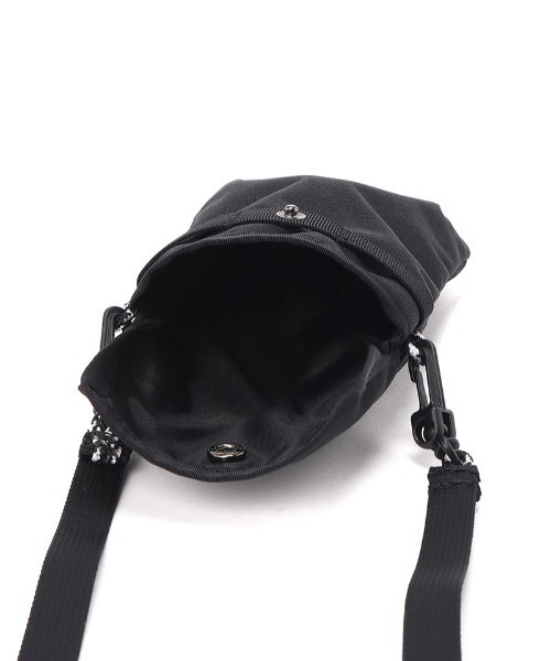 CHUMS（チャムス）の「CHUMS/チャムス ショルダーバック リサイクル ロープ フォン ショルダーバッグ CH60-3921（ショルダーバッグ・メンズ・ネイビー/ミント/カモフラージュ/ホワイト系その他/カラフル/ブラック・FREE）」の9枚目の写真