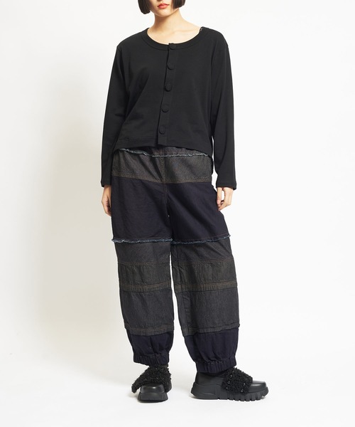 gomme（ゴム）の「8ozデニム　チェンジパンツ（デニムパンツ・レディース・インディゴブルー/ブラック・MEDIUM）」の3枚目の写真